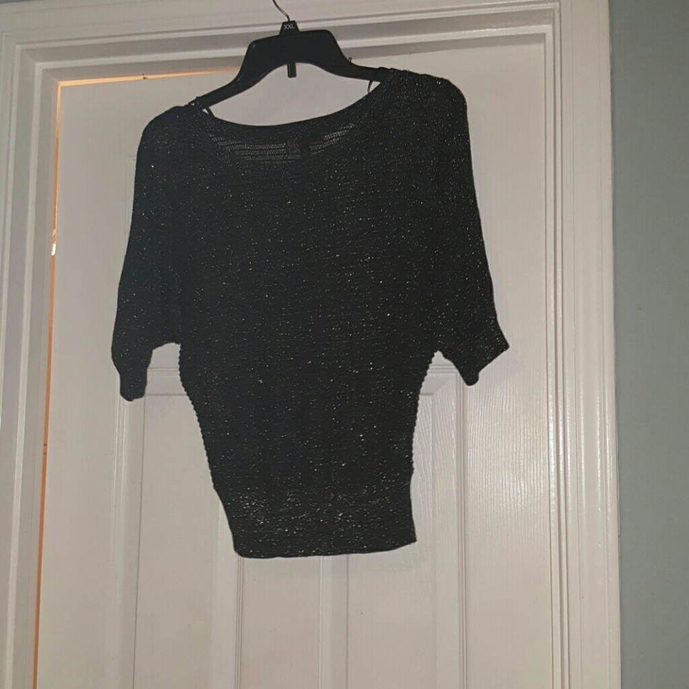 T/o sweatermetallic and black open weave sweater