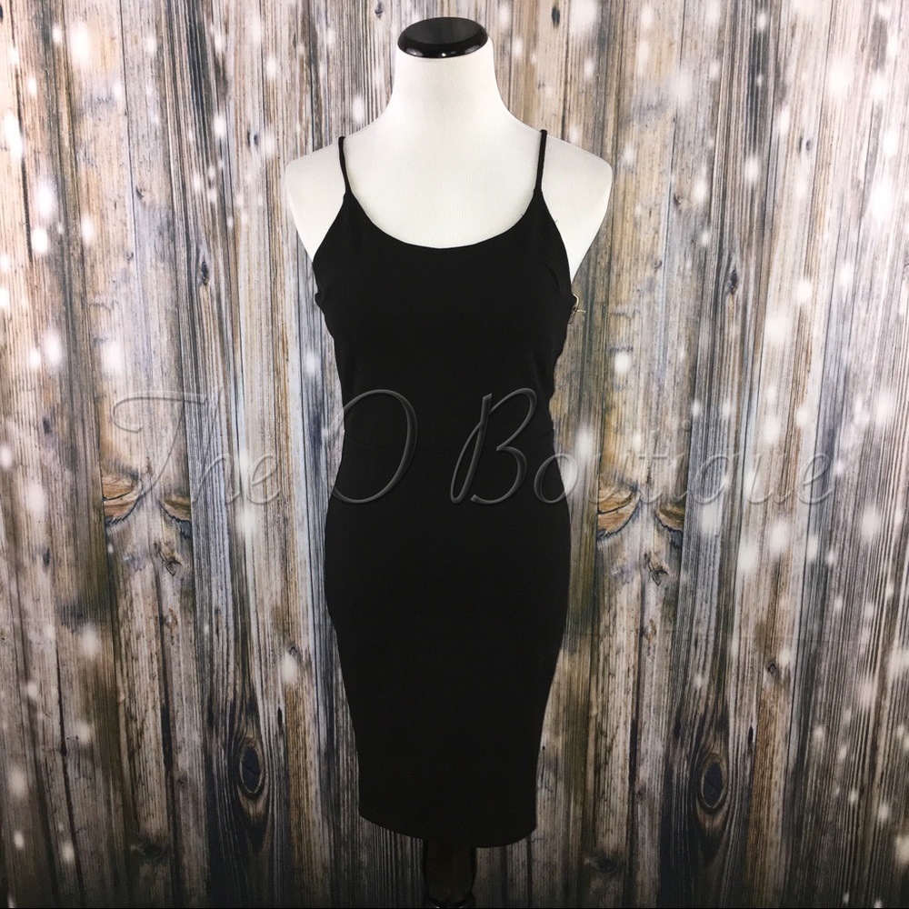 🎉CLEARANCE🎉 Black Spaghetti Strap Lace-Up Dress - Picture 4 of 5