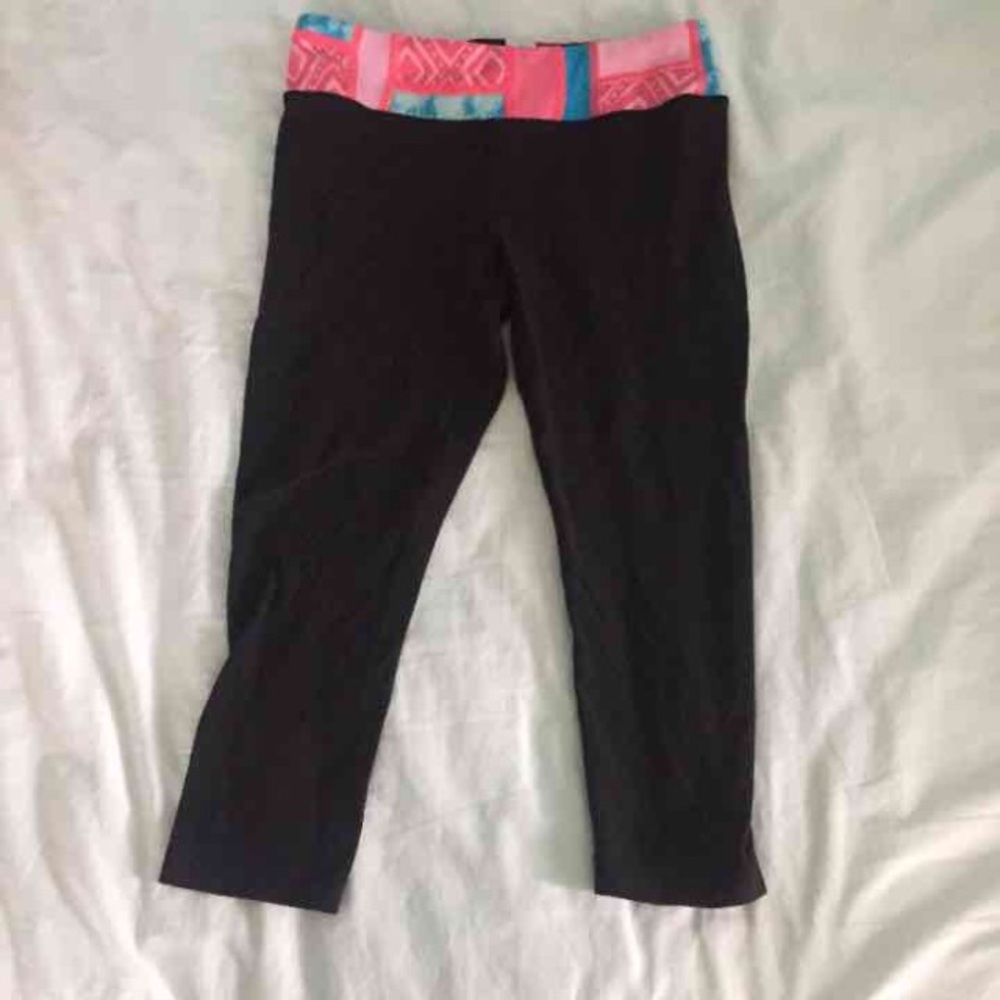 Black Ivivva Leggings