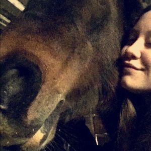 Meet your Posher, Hailey