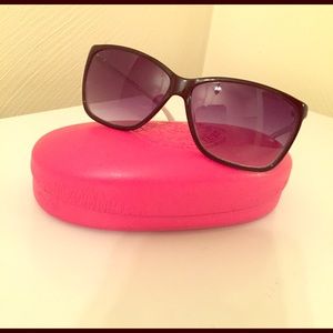 Juicy Couture Queen of Everything Sunnies