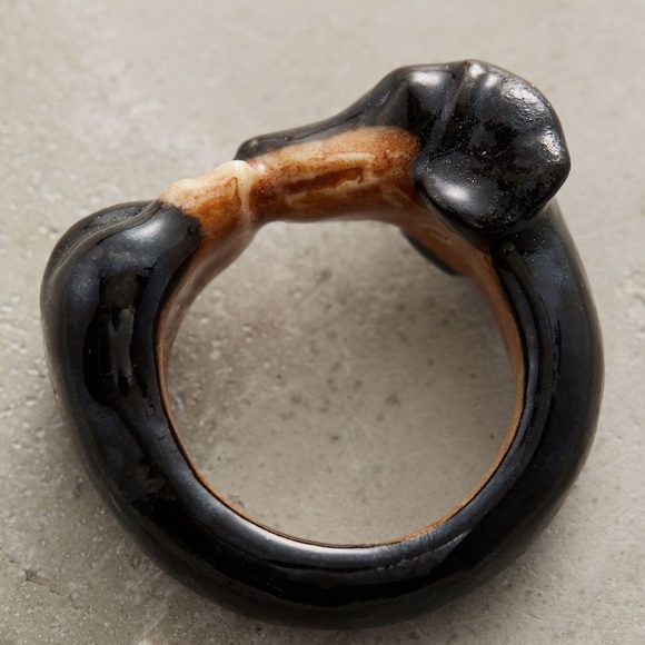 Dachshund Ring - Picture 2 of 3