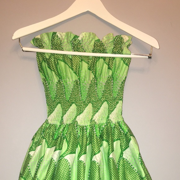 Olori Limited Dress - Picture 1 of 2