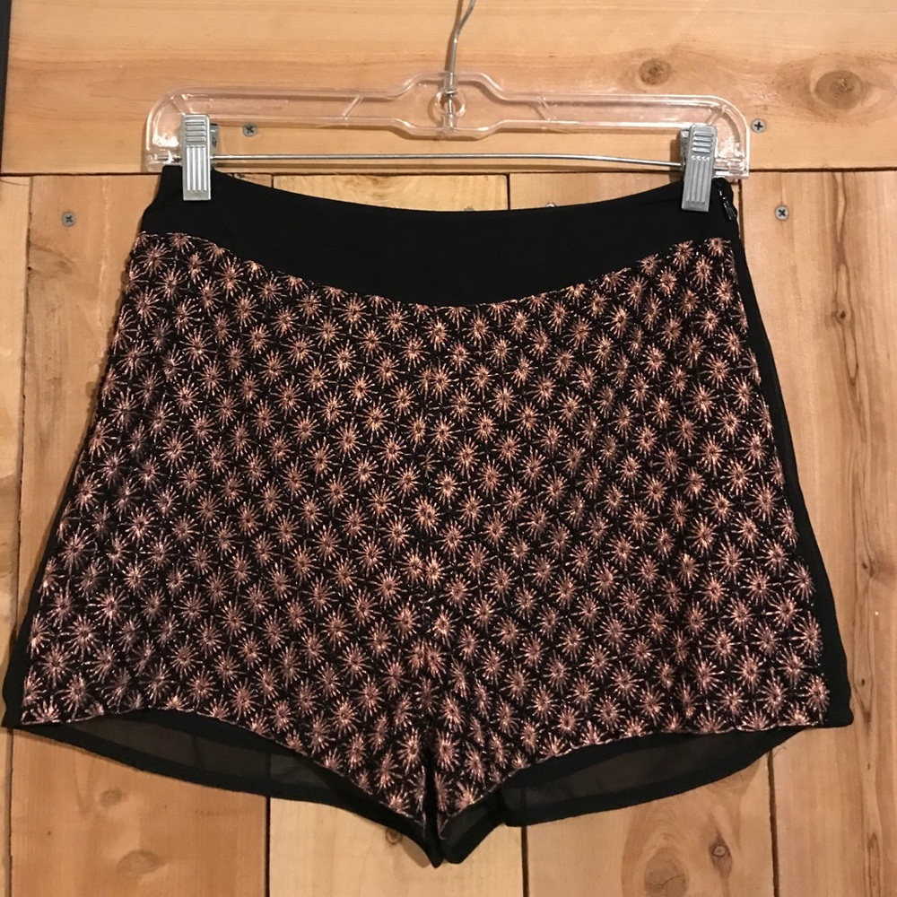 Very cute shorts from top shop flowy