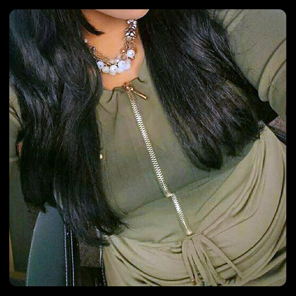 Tie waist dress with zipper and pocket detailing