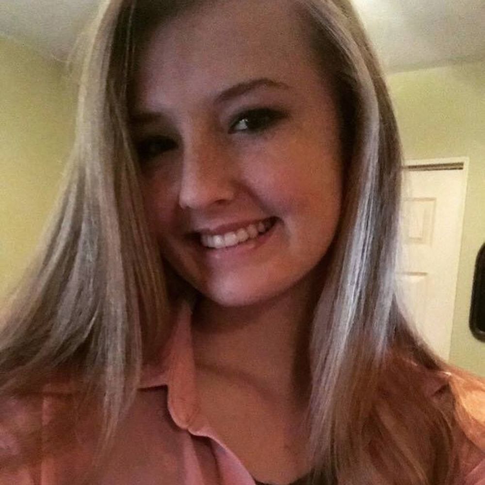 Meet your Posher, Katelyn