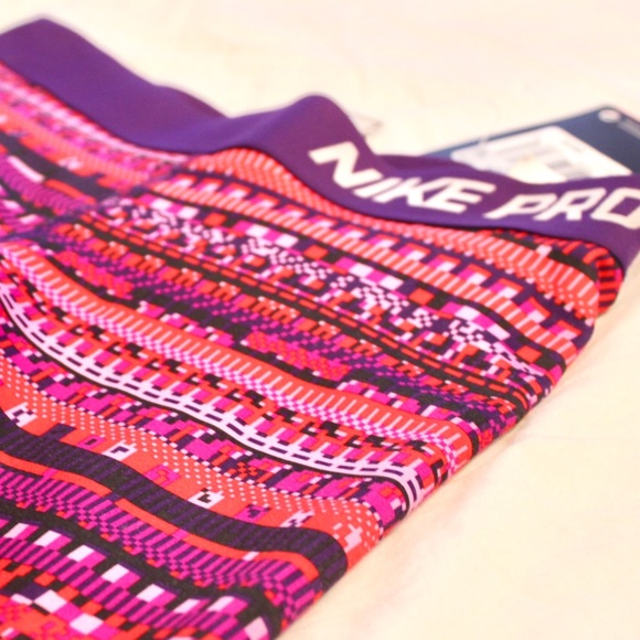 NWT Nike Pro Training Tights (S) - Picture 4 of 5