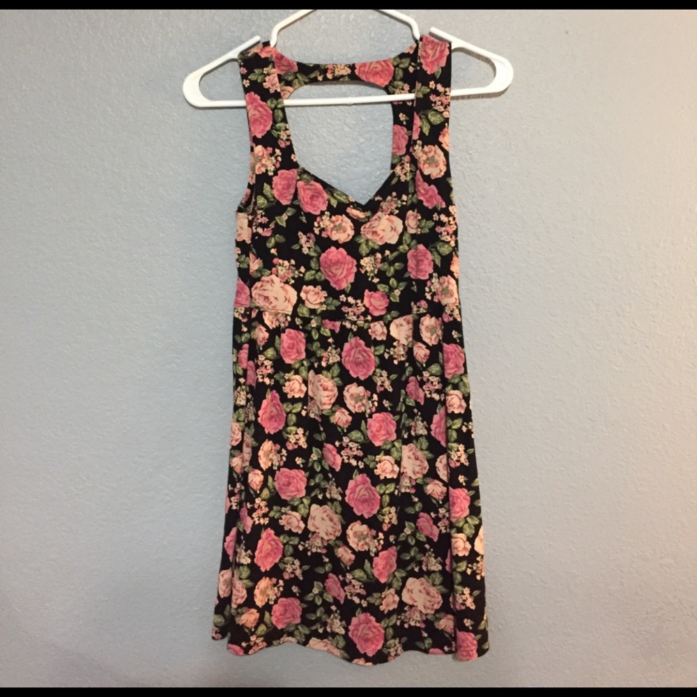 Floral Black Forever21 keyhole dress