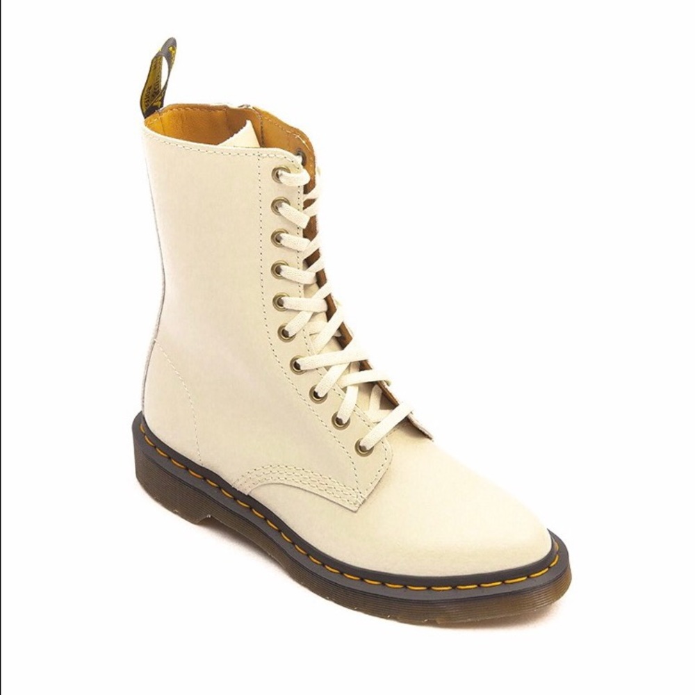 💥PRICE DROP!!💥 Dr Martens Alix 10-eye zip boot