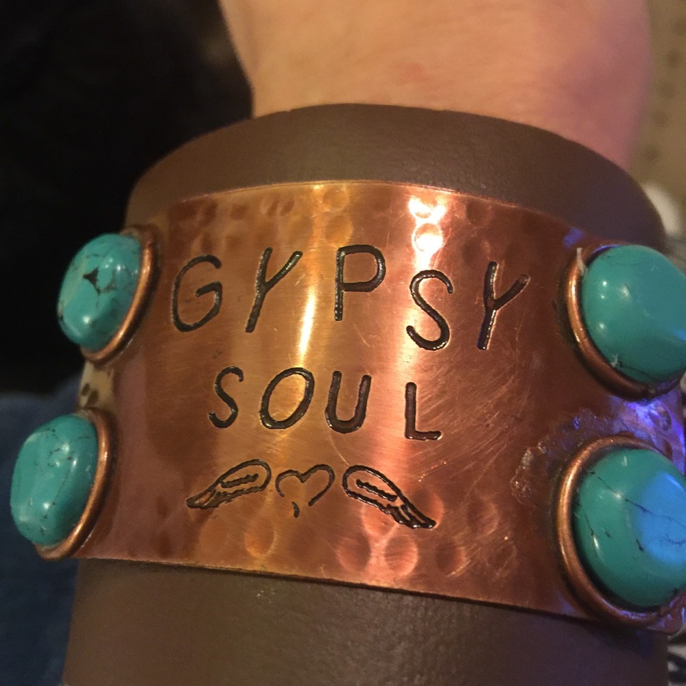✂️LAST ONE GYPSY SOUL LEATHER CUFF WITH TURQUOISE.