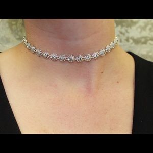 Choker necklace