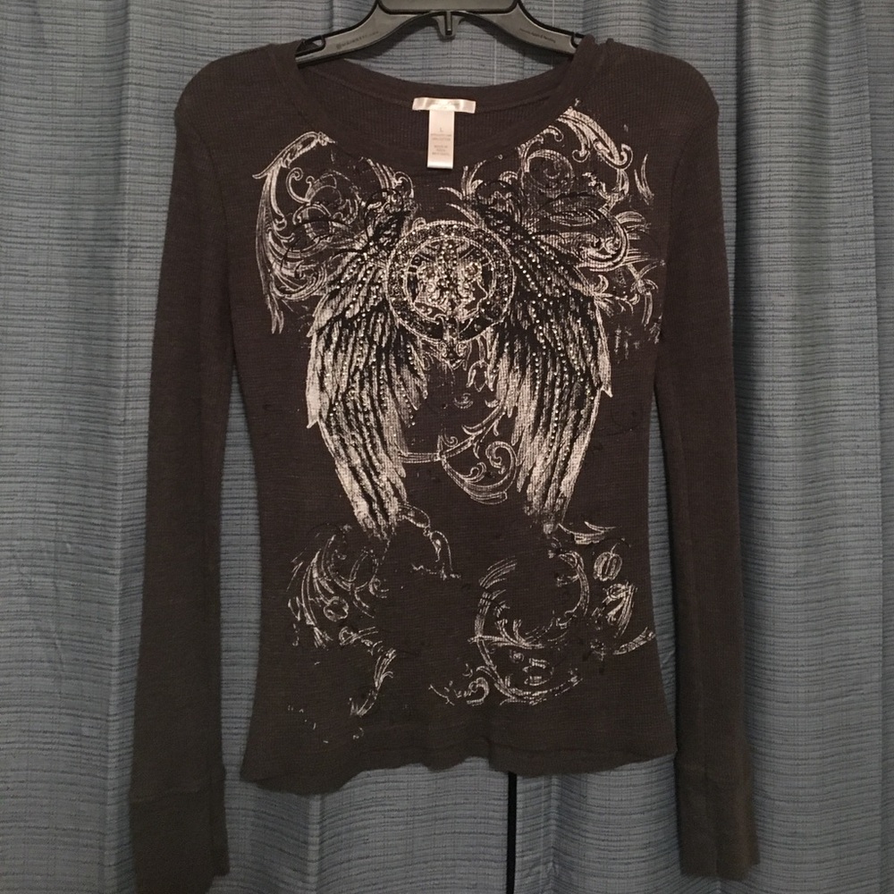 Long sleeve gray shirt