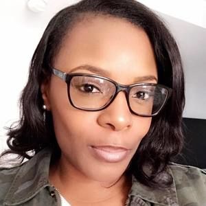 Meet your Posher, Ayeshia