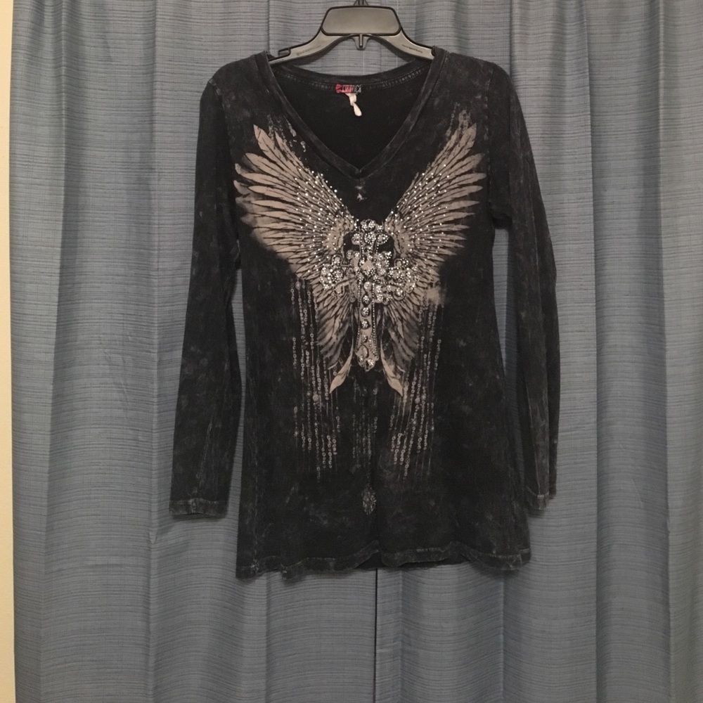 Large gray salon sleeve shirt