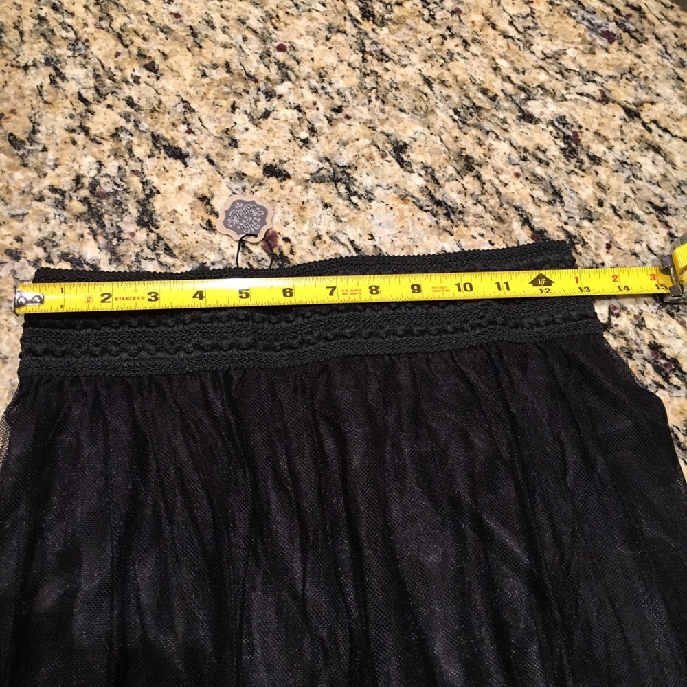 COCO AND CARMEN Embroidered Lacy Maxi Skirt - Picture 7 of 8