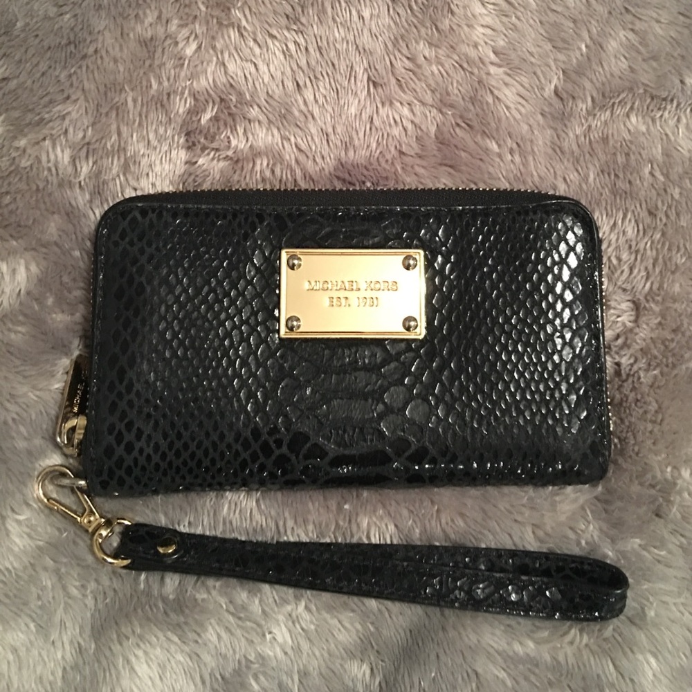 Michael Kors wallet