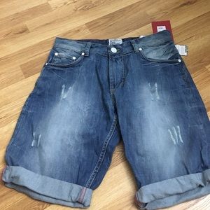 673 Fashion Factory Jean Shorts NWT
