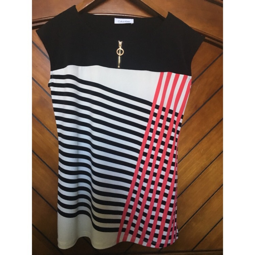 Calvin Klein Color Block Top