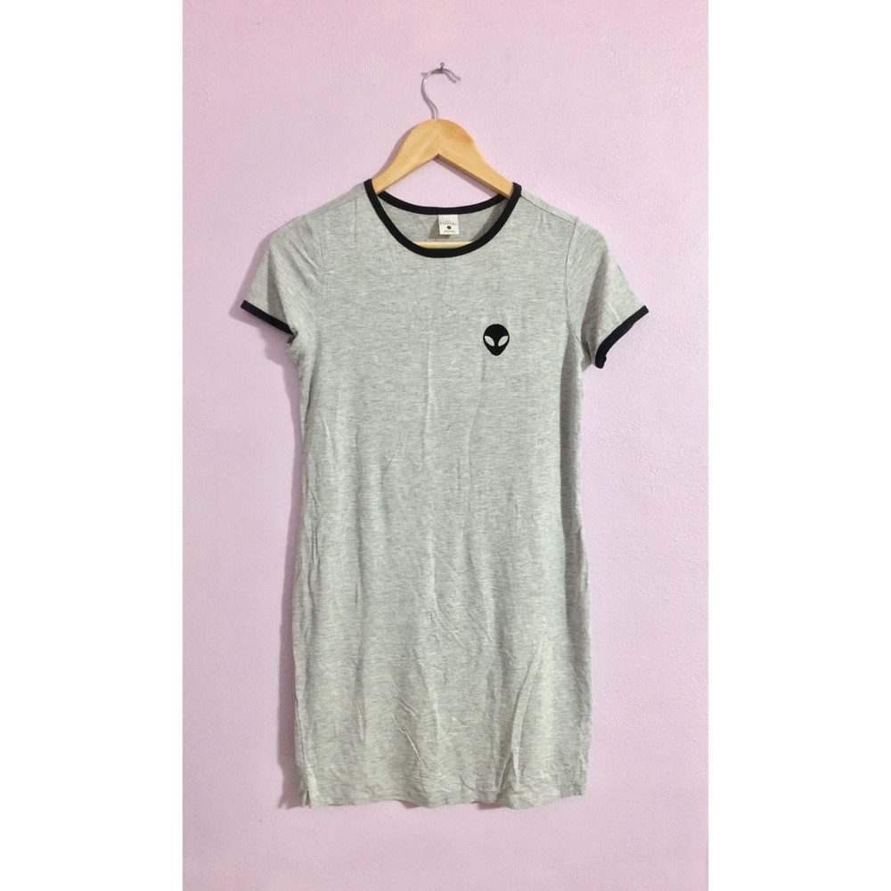Alien T-shirt Dress