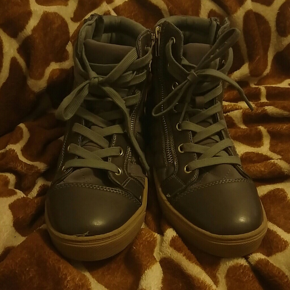 Juicy couture sneakers