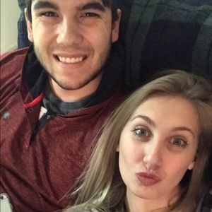 Meet your Posher, Makayla