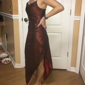 Burgundy dress with flower design in beads