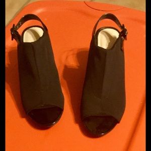 7 m DANA BUCHMAN BACK BUCKLE SANDALS 7 m DANA BUCHMAN BACK BUCKLE SANDALS