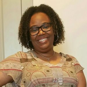 Meet your Posher, Latasha