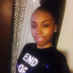 Meet your Posher, Nikita