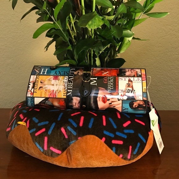 Purse - Picture 2 of 2