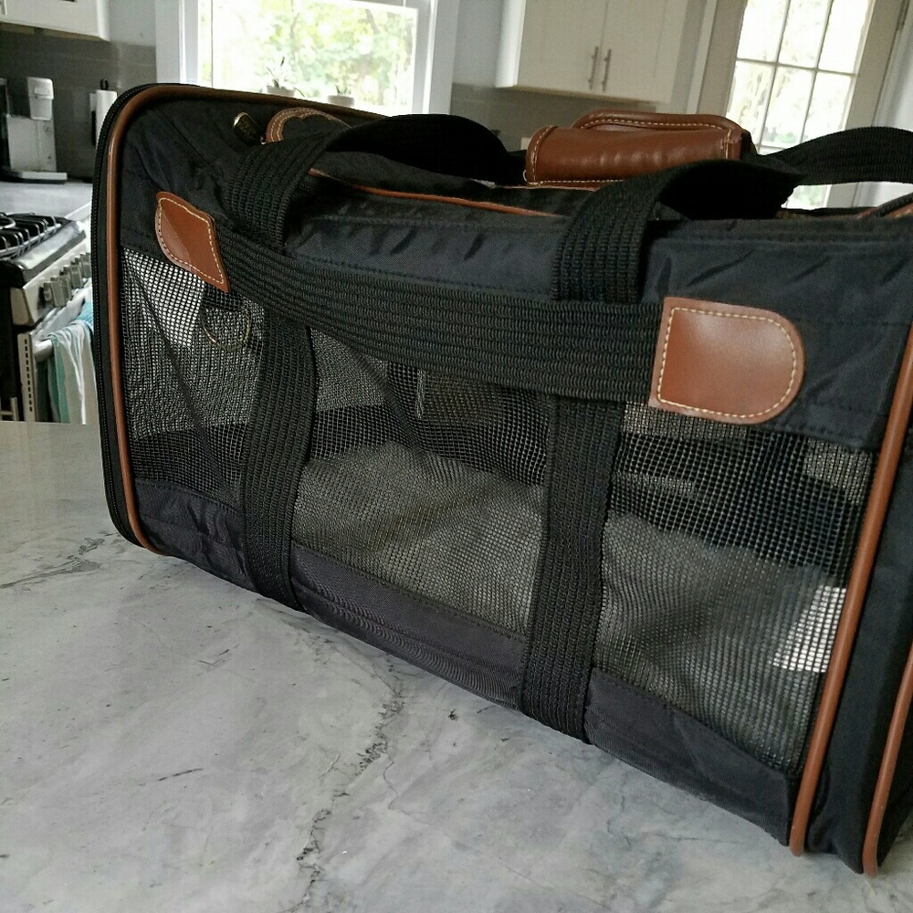 Sherpa Dog or Pet Carrier