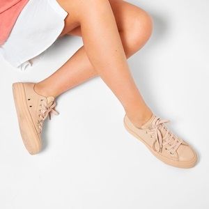 Converse exclusive leather nude