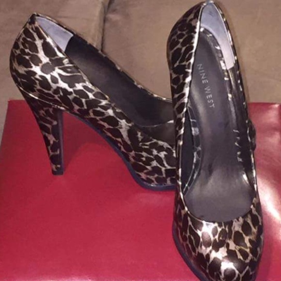 NEW! NINE WEST Animal Print Heels Size: 8M - Picture 2 of 6
