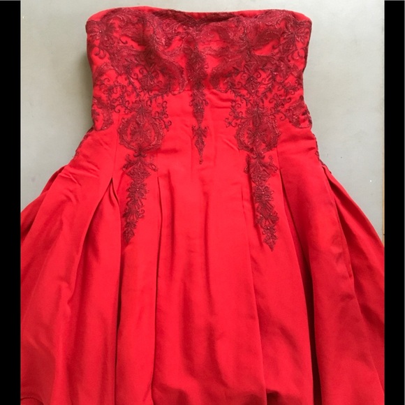 SALE! Perfect spring Dress! Marchesa Notte - Picture 7 of 8