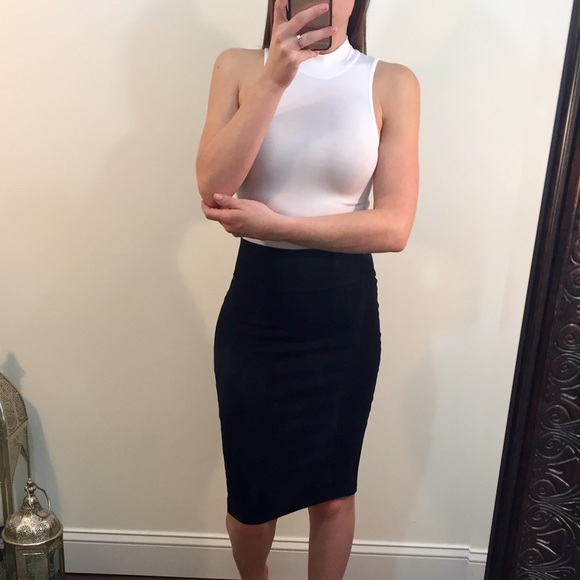 KORI White Casual Bodysuit - Picture 2 of 5