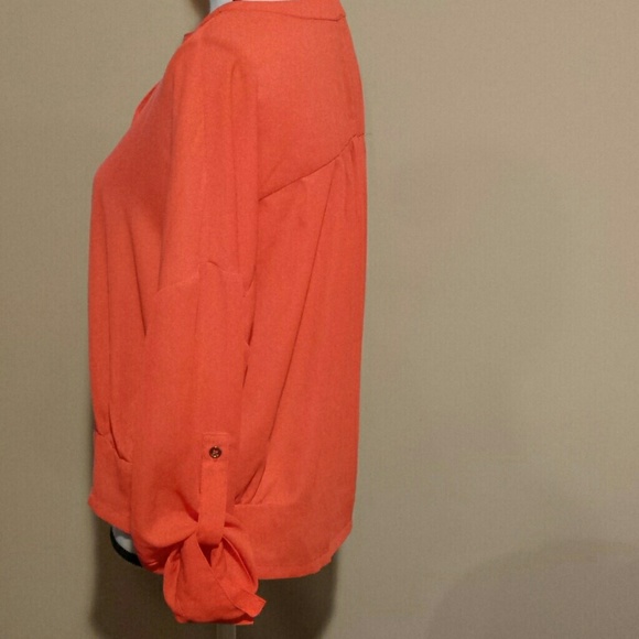 Lightweight fun shirt! - Picture 2 of 3