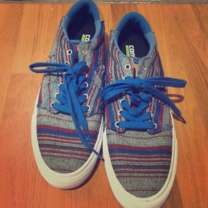 tribal print converse