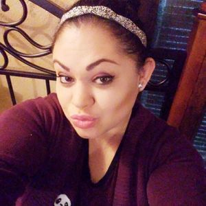 Meet your Posher, Eva