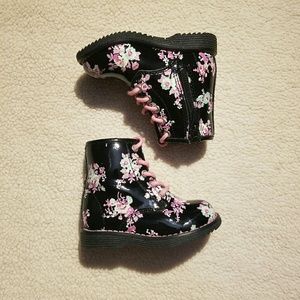 Doc Martens Like Baby Boots