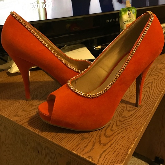 Orange high heels - Picture 2 of 3