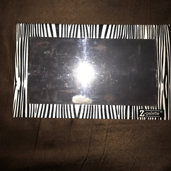 Zebra stripe pattern Z Palette - Picture 2 of 5