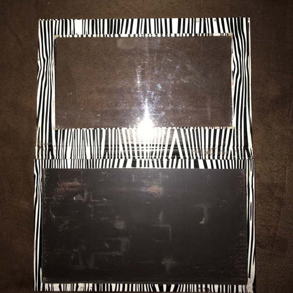 Zebra stripe pattern Z Palette - Picture 3 of 5