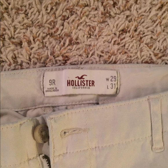 Khaki hollister pants - Picture 2 of 4