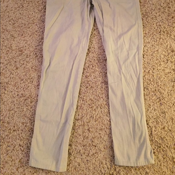 Khaki hollister pants - Picture 4 of 4