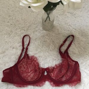 Victoria secret's lace Bra