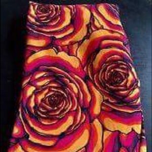 LuLaRoe Disney Roses OS