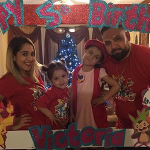 Meet your Posher, Laura