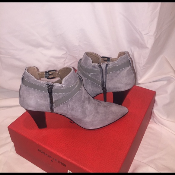 🆕 Donald J Pliner Gray Leather Suede Boot - Picture 3 of 5