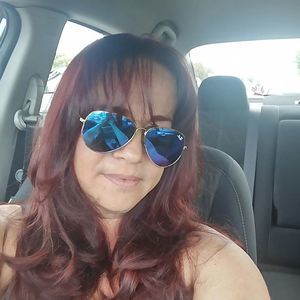 Meet your Posher, Yanet