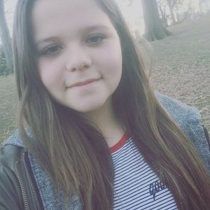 Meet your Posher, Naomi